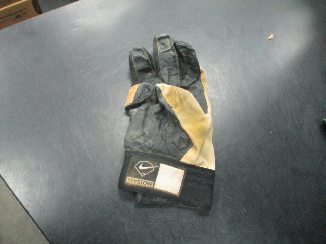 Load image into Gallery viewer, Used Nike Keystone Batting Glove Right Hand Only
