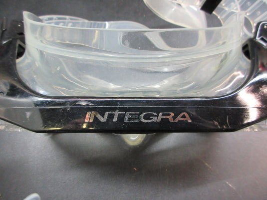 Used Integra Dacor Scuba Mask W/ Case