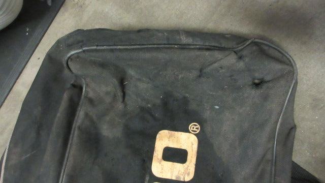 Load image into Gallery viewer, Used Mizuno Equipment Bag - wear
