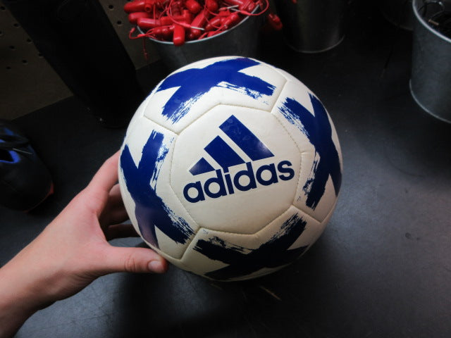 Load image into Gallery viewer, Used Adidas Starlancer Soccer Ball - Size 3
