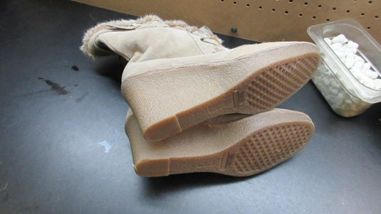 Used Aero Sols Wedge Suede Winter Boots - Size 10.5