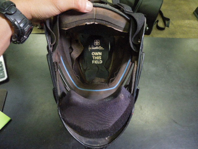 Load image into Gallery viewer, Used Easton Jen S. The Very Best Catcher Helmet Size 7 1/8 - 7 1/2
