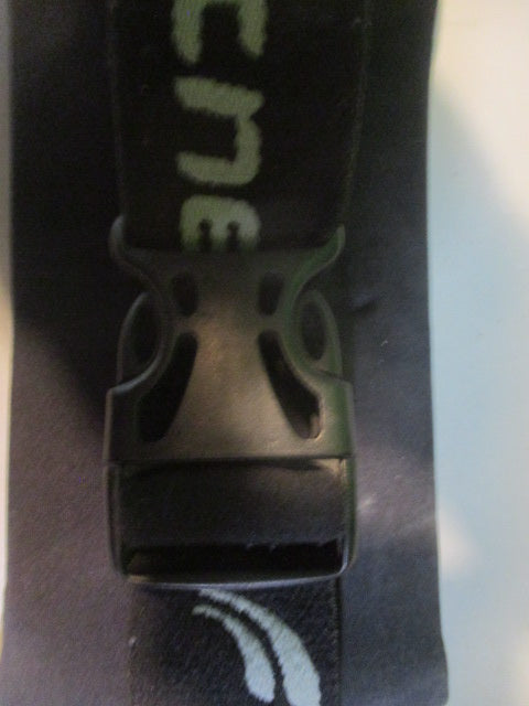 Load image into Gallery viewer, Used IFitness Black Waist Pack (Bottle Included)

