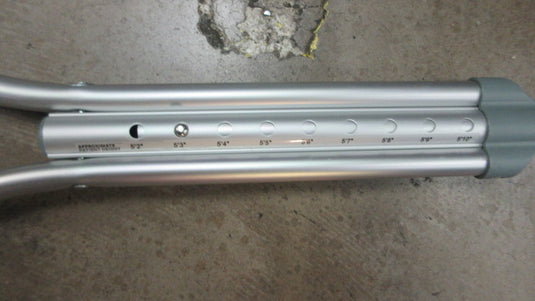 Used Aluminum 5' 2" - 5' 10" Crutches