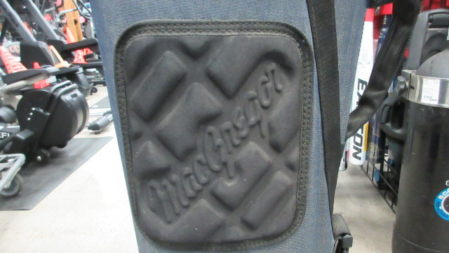 Load image into Gallery viewer, Used MacGregor 5 Divider Lightweiht Golf Bag w/ Rain Cover - Wear and Tears

