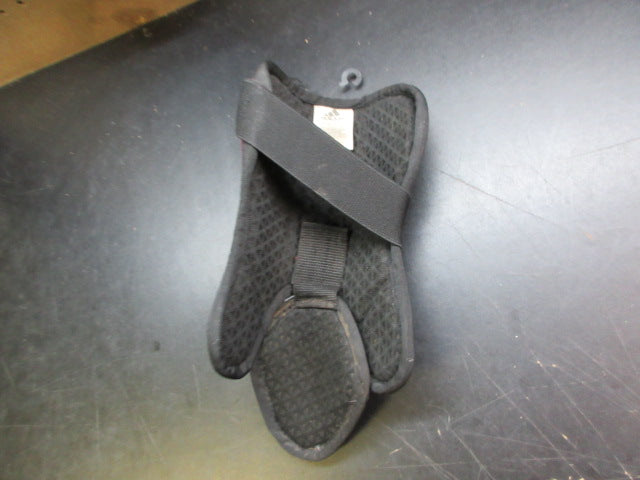 Load image into Gallery viewer, Used Adidas Baseball Leg Guard
