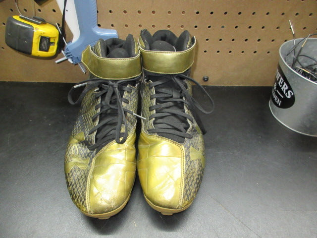 Load image into Gallery viewer, Used Under Armour Harper RM Black Metallic Gold Football Cleats - Size 10.5
