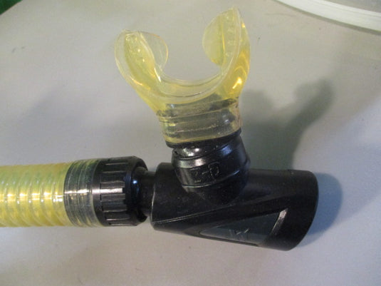 Used 3D Flex Dry XS Scuba Snorkel