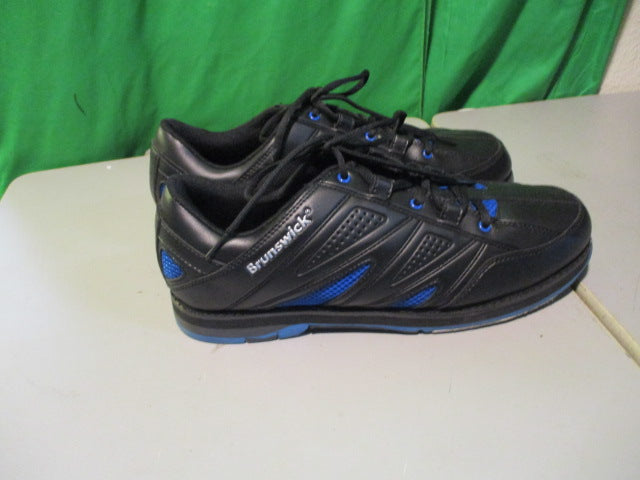 Load image into Gallery viewer, Used Brunswick Sz 110 Bowling Shoes (Sole Needs Glued)

