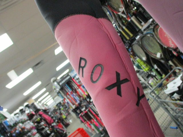 Load image into Gallery viewer, Used Roxy Syncro Size Youth 10 3/2MM Wetsuit (Has Wear)
