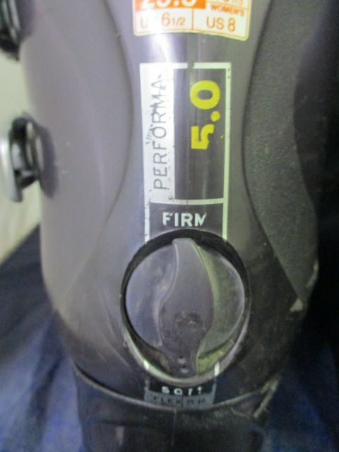 Load image into Gallery viewer, Used Salomon Performa 5.0 Downhill Ski Boots Size 25.5
