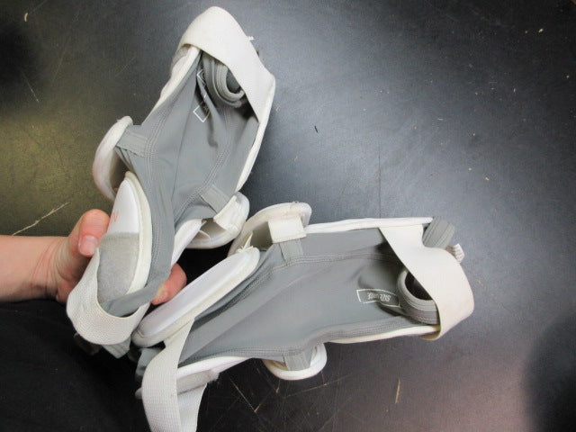 Load image into Gallery viewer, Used Warrior Burn Lacrosse Elbow Guards - Size Large
