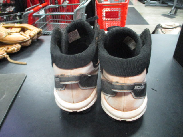 Load image into Gallery viewer, Used Adidas Icon Bounce Size 8.5 Baseball Cleats
