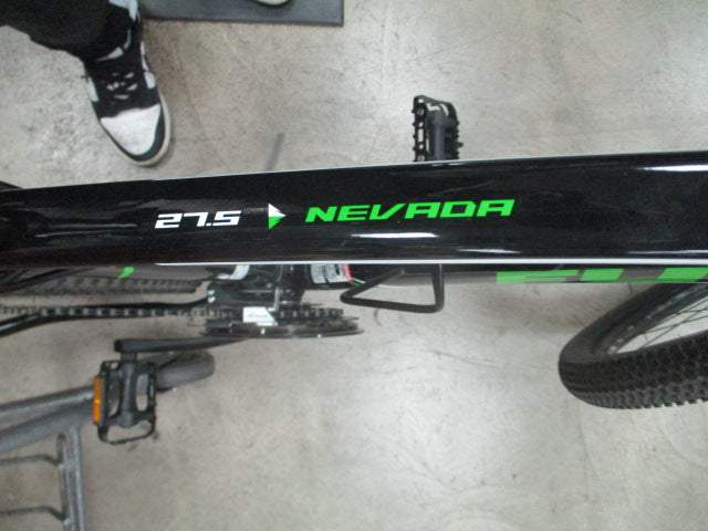Load image into Gallery viewer, Used Fuji One .5 27 Speed 27.5&quot; Mountain Bike
