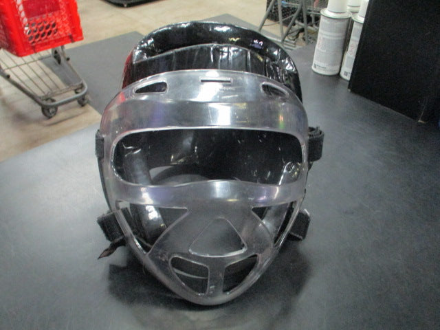 Load image into Gallery viewer, Used Champion Foam Head Gear in Black With Macho Face Shield Size Small
