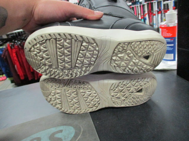Load image into Gallery viewer, Used Ride X Hera Boa Size 6 Snowboard Boots
