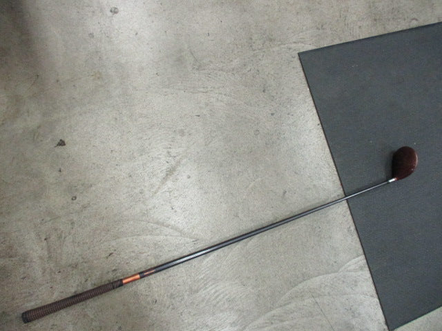 Load image into Gallery viewer, Used TaylorMade Titanium 9.5 Deg Driver W/ Bubble shaft
