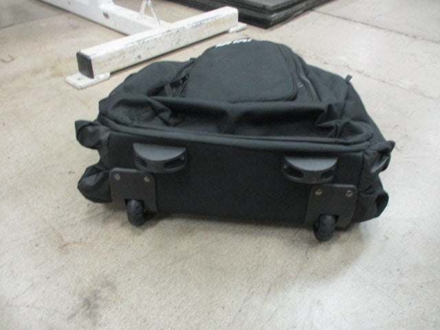 Load image into Gallery viewer, Dudley softball wheeled gear bag 4 bat pack
