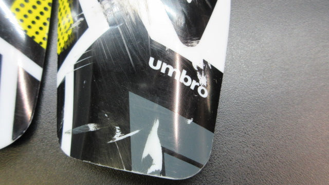 Load image into Gallery viewer, Used Umbro Soccer Shin Guards
