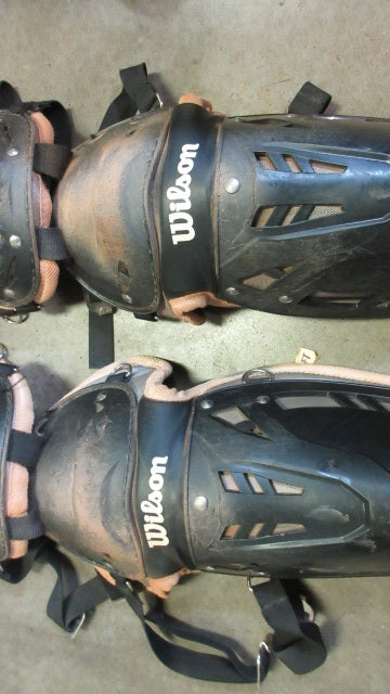 Load image into Gallery viewer, Used Wilson C1K Shin Guards Size Adult
