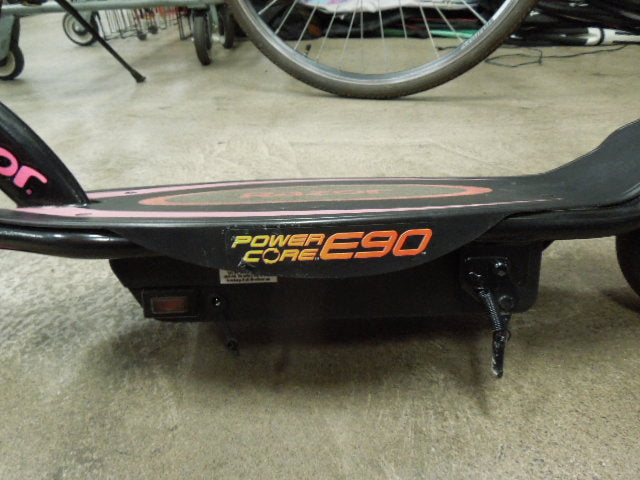 Load image into Gallery viewer, Used Razor Power Core E90 Electric Scooter with Charger Battery is Weak
