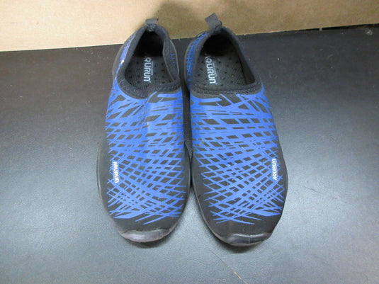 Used Aqurun Water Shoes - Size 4