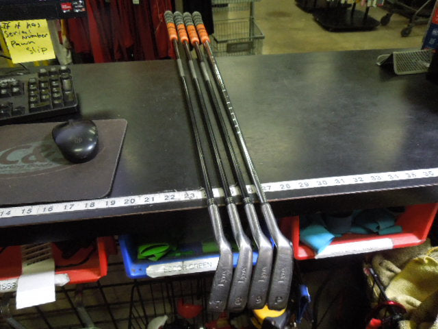 Load image into Gallery viewer, Used Lynx Black Cat 4 pc Right Hand Iron Set 7-9i and Pw
