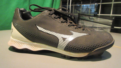 Used Mizuno Youth Wave Lightrevo TPU 4.5Y Softball Cleats
