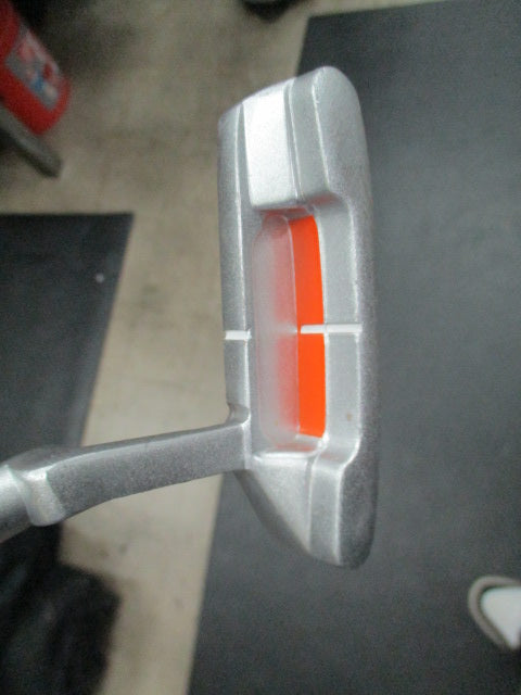 Load image into Gallery viewer, Used PGA Tour G1 Launch 33&quot; Junior Putter - RH
