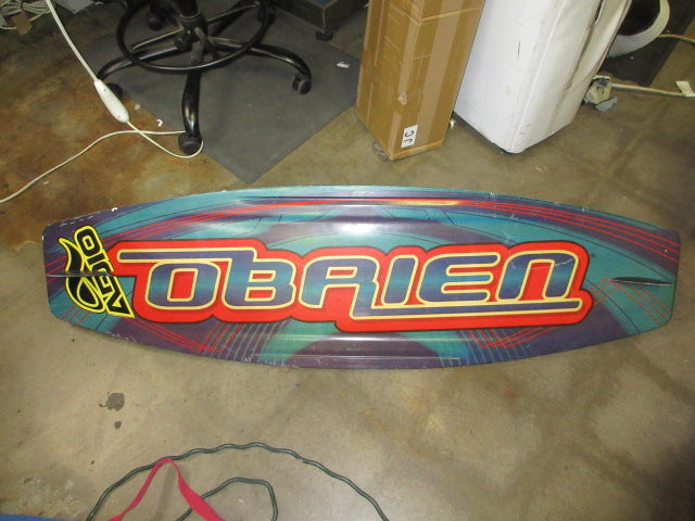 Load image into Gallery viewer, Used Obrien Freestyle 142cm Wakeboard *Tear On Binding*
