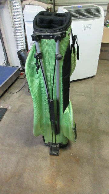 Load image into Gallery viewer, Used US Kids 57-39 Junior Stand Golf Bag w/ Carry Strap - stain
