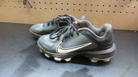 Used Nike Trout Baseball Cleats - Size Youth 1.5