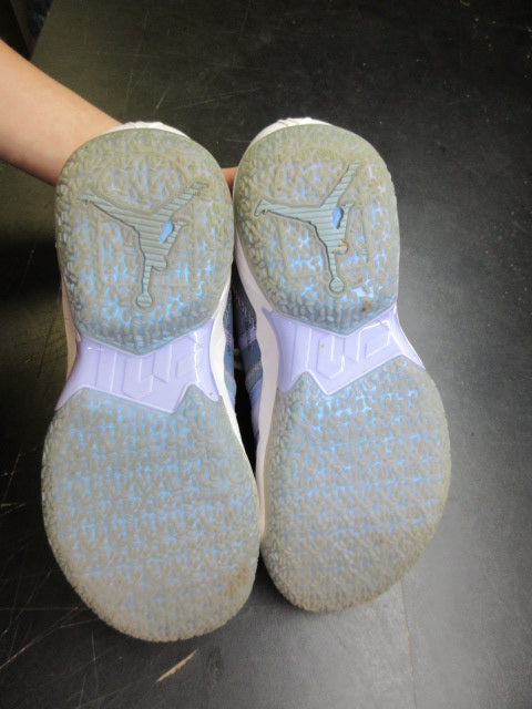 Load image into Gallery viewer, Used Nike Jordan "Why Not" Zero 0.4 Basketball Shoes - Size Youth 5
