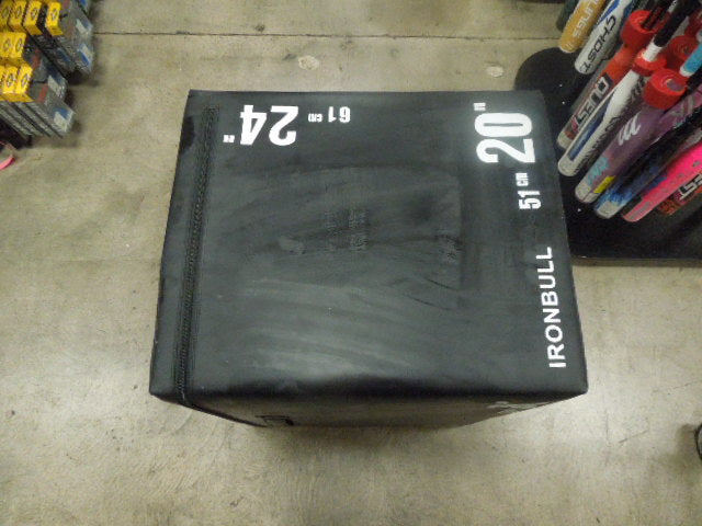 Load image into Gallery viewer, Used Ironbull 24 x 30 " Soft Plyo Box
