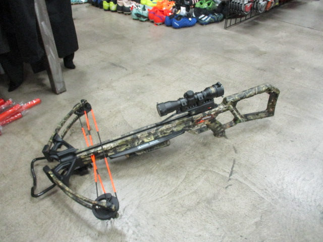 Load image into Gallery viewer, Used Wicked Ridge Warrior Ultra Light Crossbow Kit
