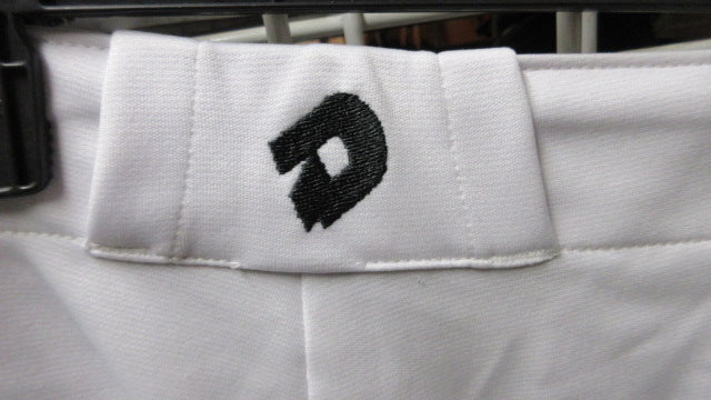 Load image into Gallery viewer, Used Demarini White Baseball Pants W/ Elastic Bottoms Size Youth XL
