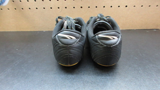 Load image into Gallery viewer, Used Procat Soccer Cleats - Size 2
