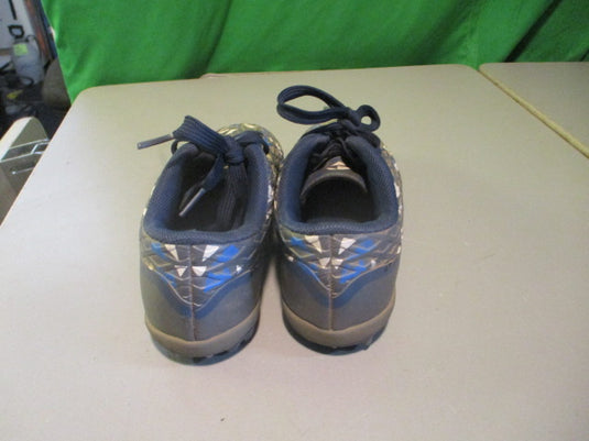 Used Dream Paris Size Junior 1 Indoor Soccer Cleats