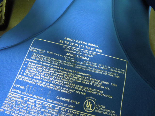 Load image into Gallery viewer, Used Hyperlite Inversion Evolution Personal Flotation Device Size Adult XSM
