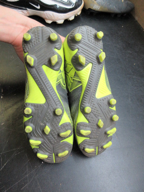 Load image into Gallery viewer, Used Puma Future 7 Match Rush Firm Ground Cleats - Size 2
