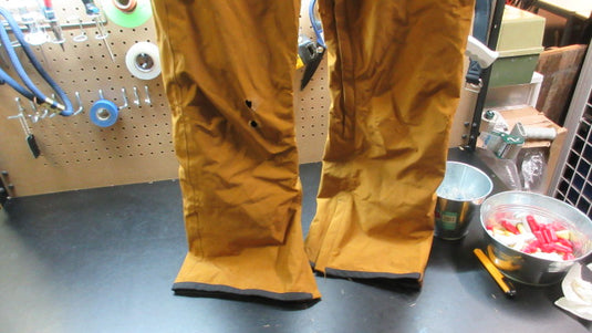 Used Quicksilver Winter Snow Pants - Size Small *Small Holes*