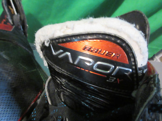 Used Bauer Vapor 3X Hockey Skates Size 5.5 Fit 1 - Right Heel is Split