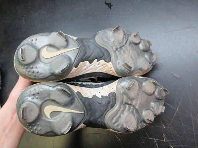 Load image into Gallery viewer, Used Nike Alpha Huarache Elite 3 Low Metal Baseball Cleats - Size 7.5
