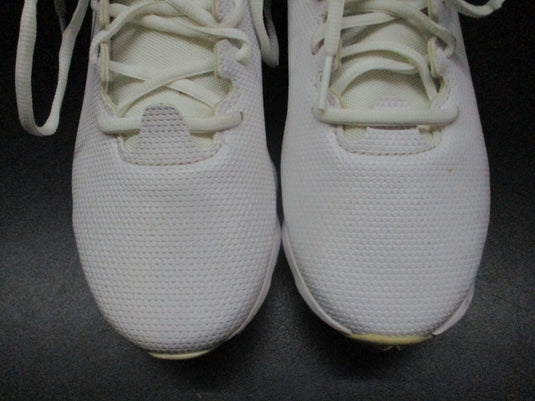 Used Under Armour Spotlight Franchise RM 2.0 Football Cleats - Size Youth 5.5