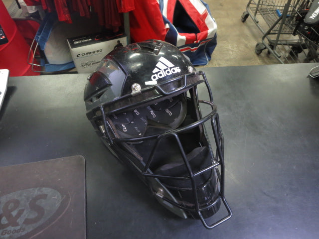 Load image into Gallery viewer, USed Adidas Hockey Style Catchers Helmet Size 6 1/4 - 7
