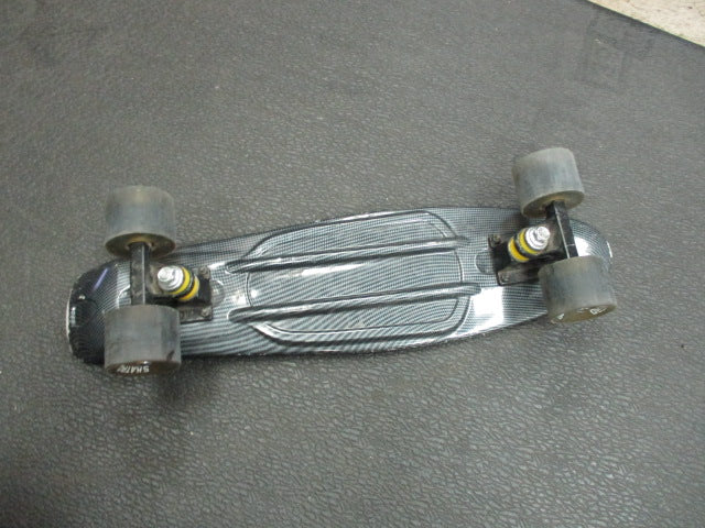 Load image into Gallery viewer, Used Skatro 22&quot; Penny Board
