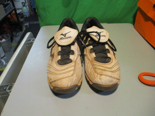 Used Mizuno 9 Spike Size 8 Metal Cleats