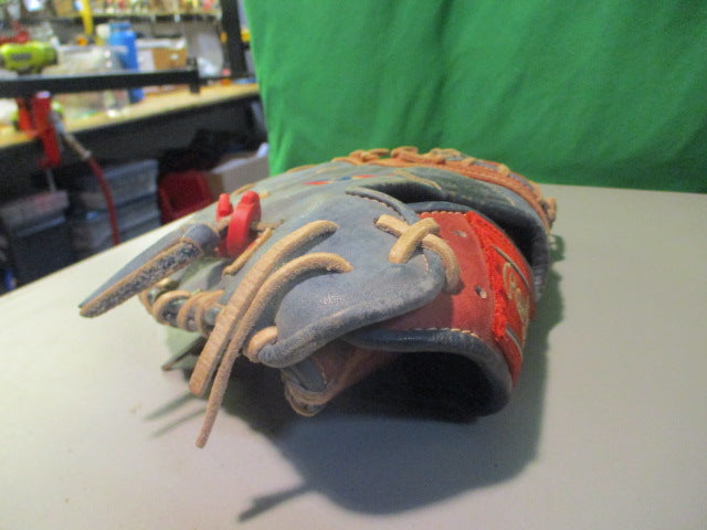 Load image into Gallery viewer, Used Rawlings Heart Of The Hide Baseball First Base Glove - RHT
