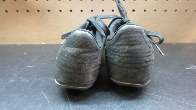 Load image into Gallery viewer, Used Lotto Forza Elite II Soccer Cleats - Size Youth 13.5
