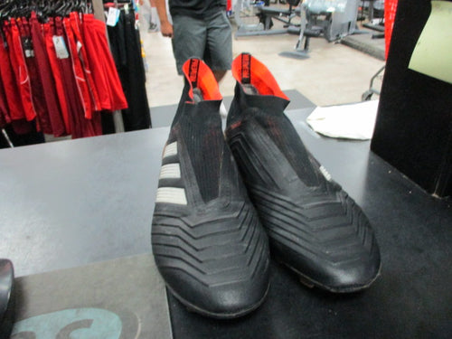 Used Adidas Predator Size 12 Soccer Cleats